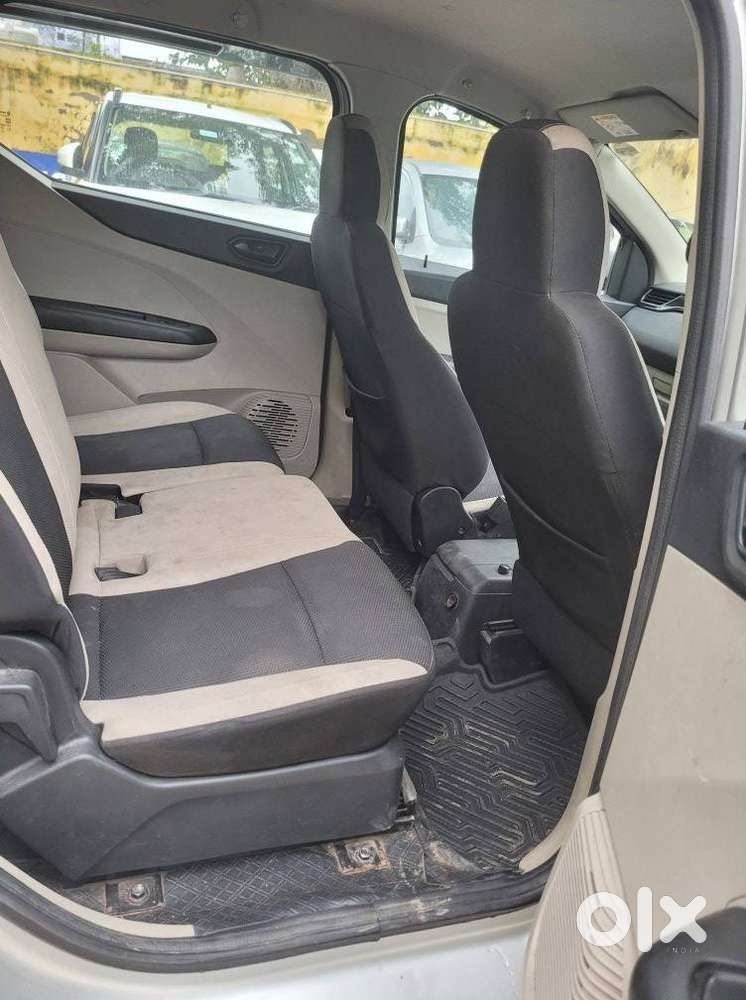 Renault Triber Rxt, 2020, Petrol