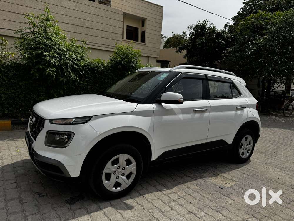 Hyundai Venue S 1.2 Petrol, 2021, Petrol