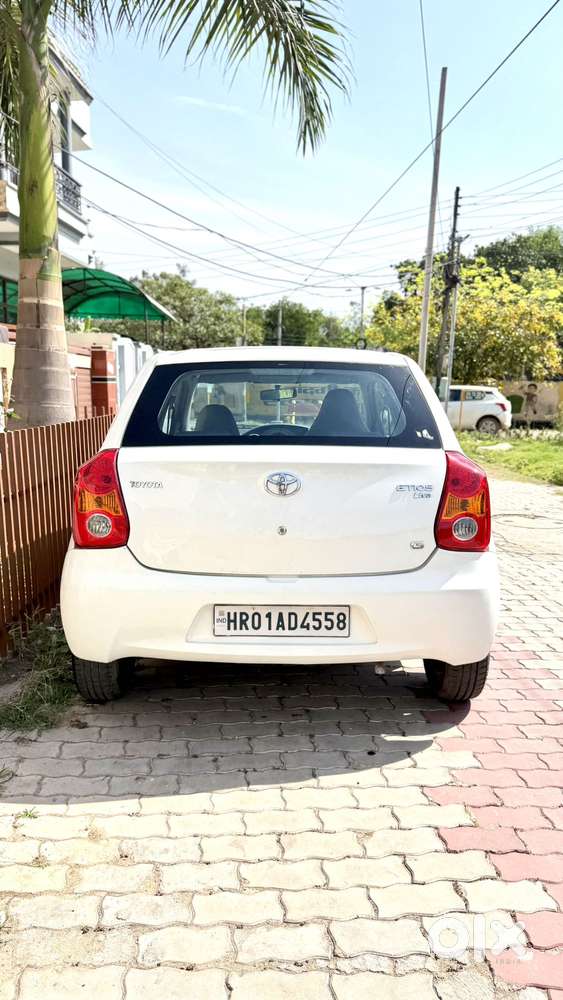 Toyota Etios Liva V Sp*, 2011, Petrol