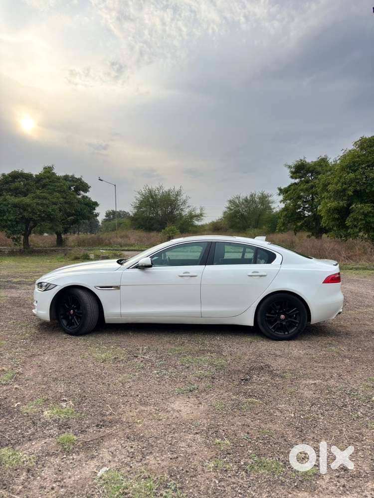 Jaguar Xe 2018