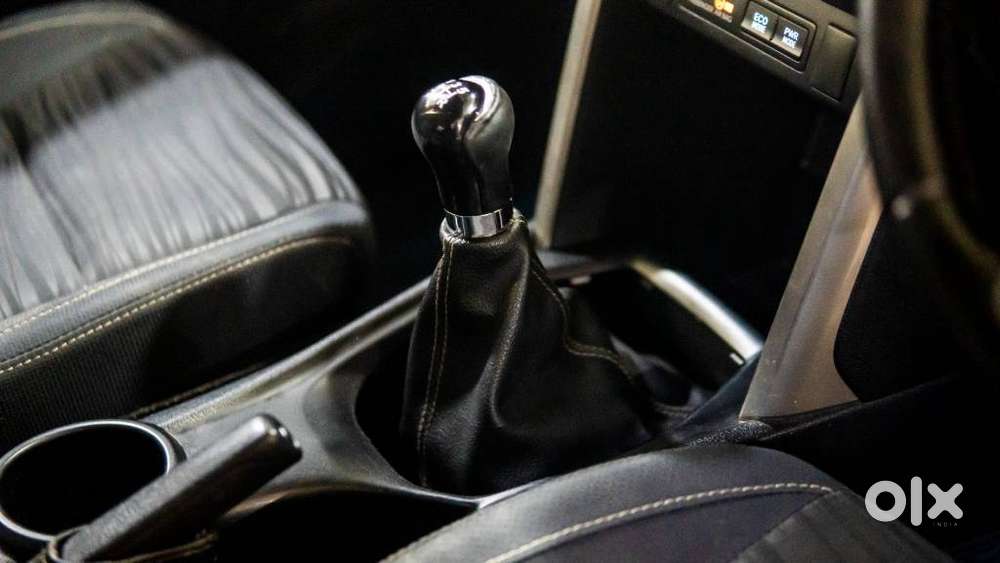 Toyota Innova Crysta 2.4 Vx Mt, 2018, Diesel