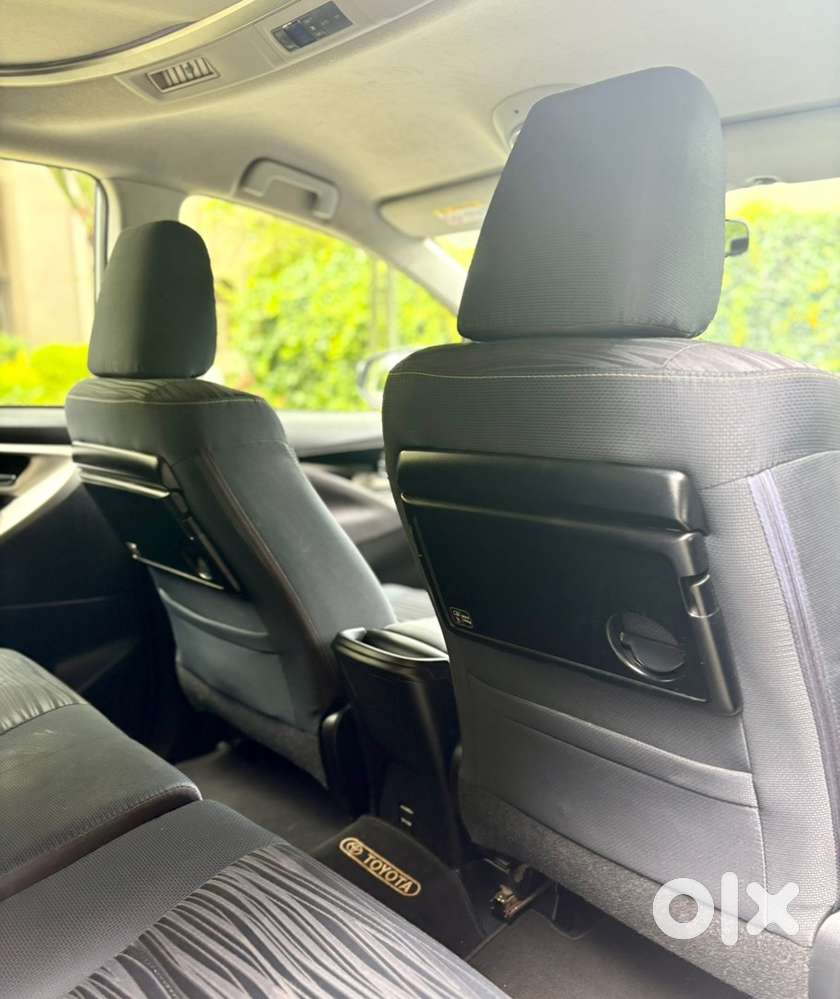 Toyota Innova Crysta 2019