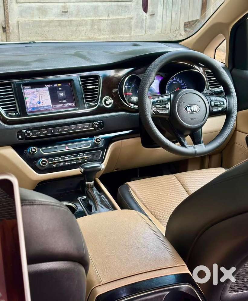 Kia Carnival Limousine Plus 7 Str, 2021, Diesel