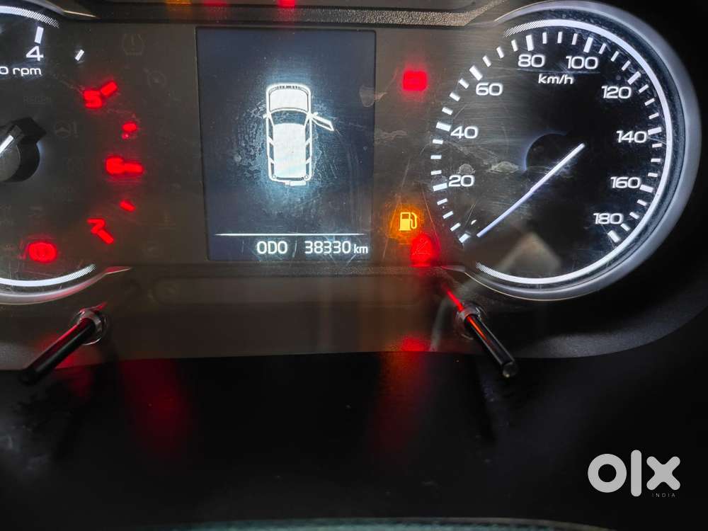 Mahindra Bolero Neo N8, 2023, Diesel