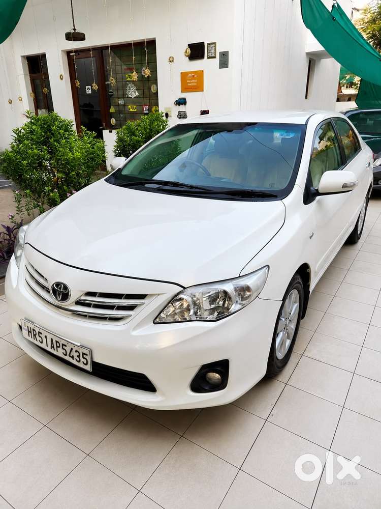 Toyota Corolla Altis G, 2011, Petrol