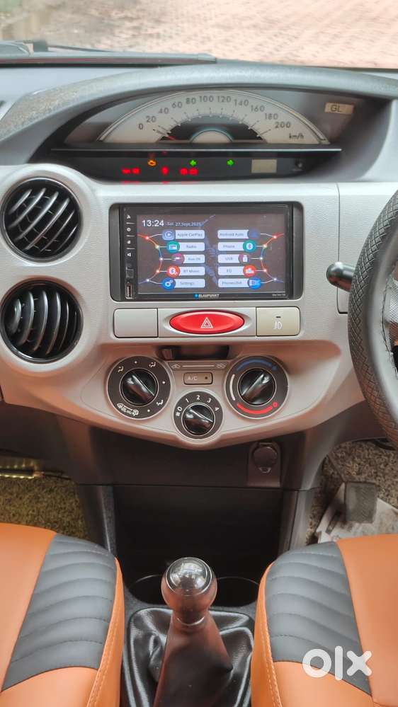 Toyota Etios 2010-2012 G, 2011, Petrol