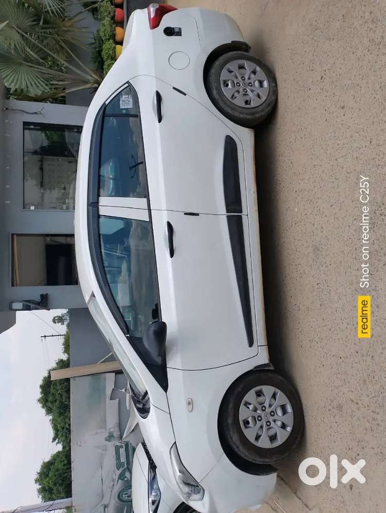 Hyundai Xcent 25 Km Driven