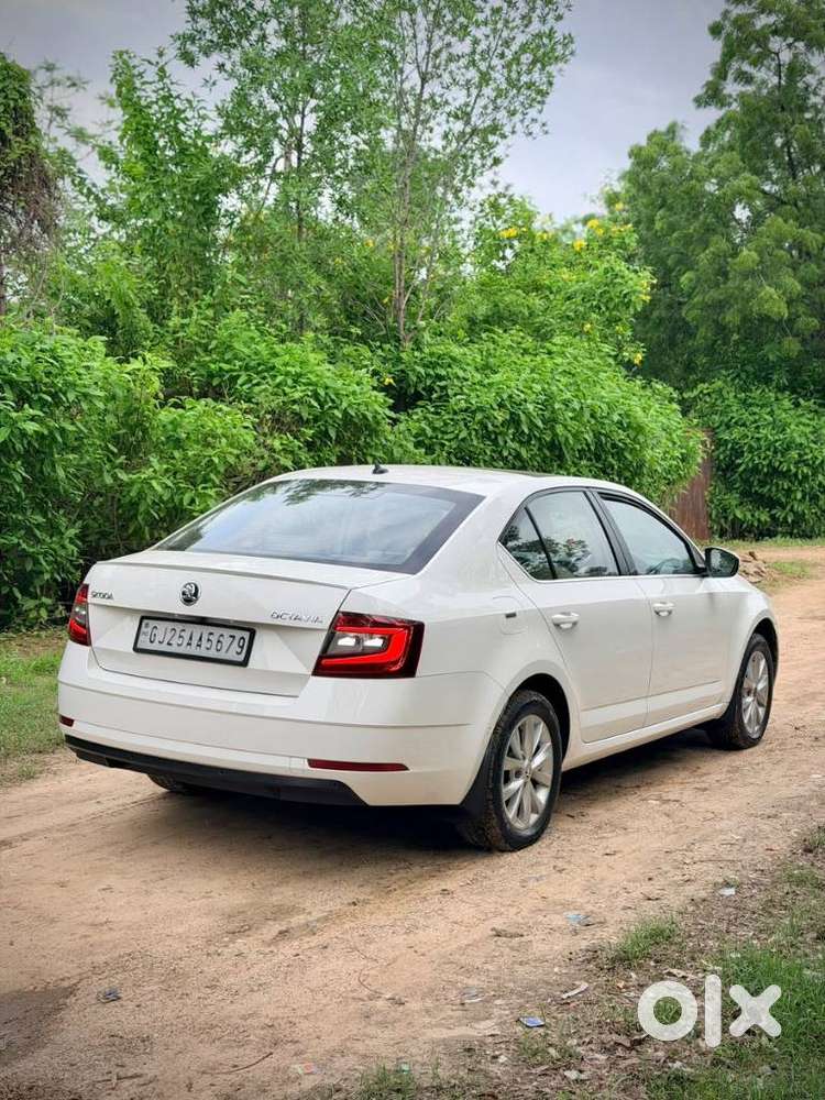 Skoda Octavia 2.0 L K Tsi At, 2019, Petrol