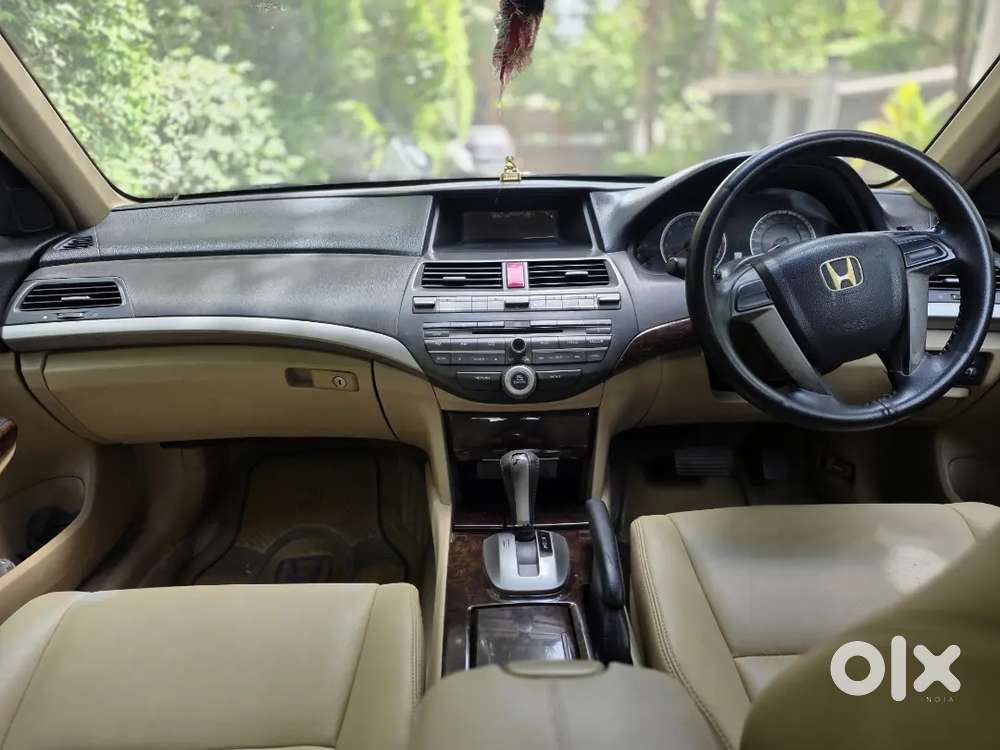 Honda Accord 2011 Petrol Well Maintained New Insurance 1 Yr Valid.