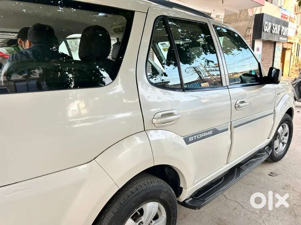 Tata Safari Storme 2018 Diesel 46935 Km Driven