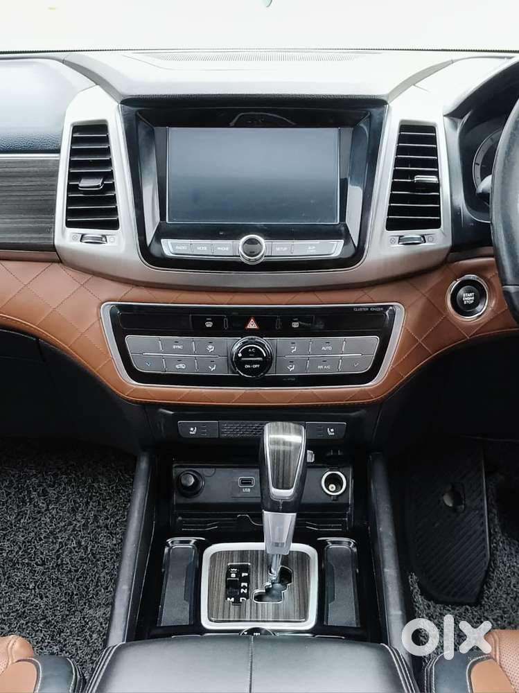 Mahindra Alturas G4 4x4 At, 2019, Diesel