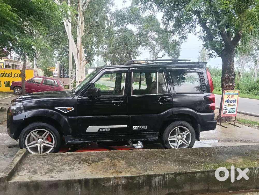 Mahindra Scorpio Diesel Manual 2018 Variant