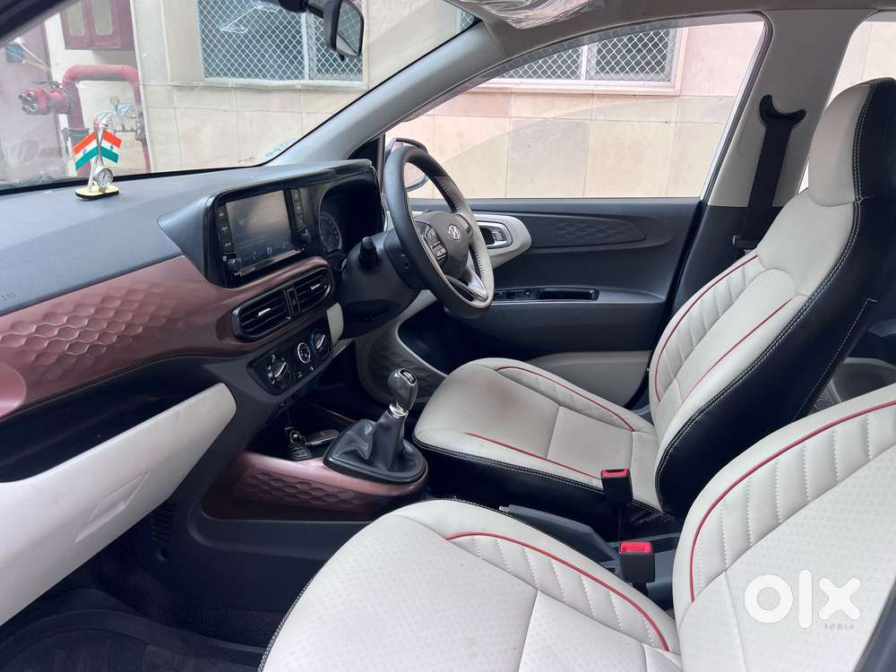 Hyundai Aura Sx 1.2 Cng, 2023, Cng & Hybrids