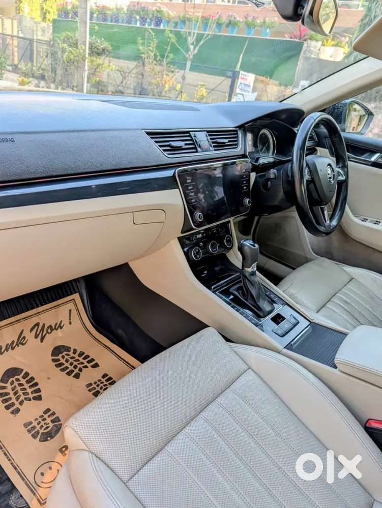 Skoda Superb L&k 2018 Petrol 82000 Km Driven