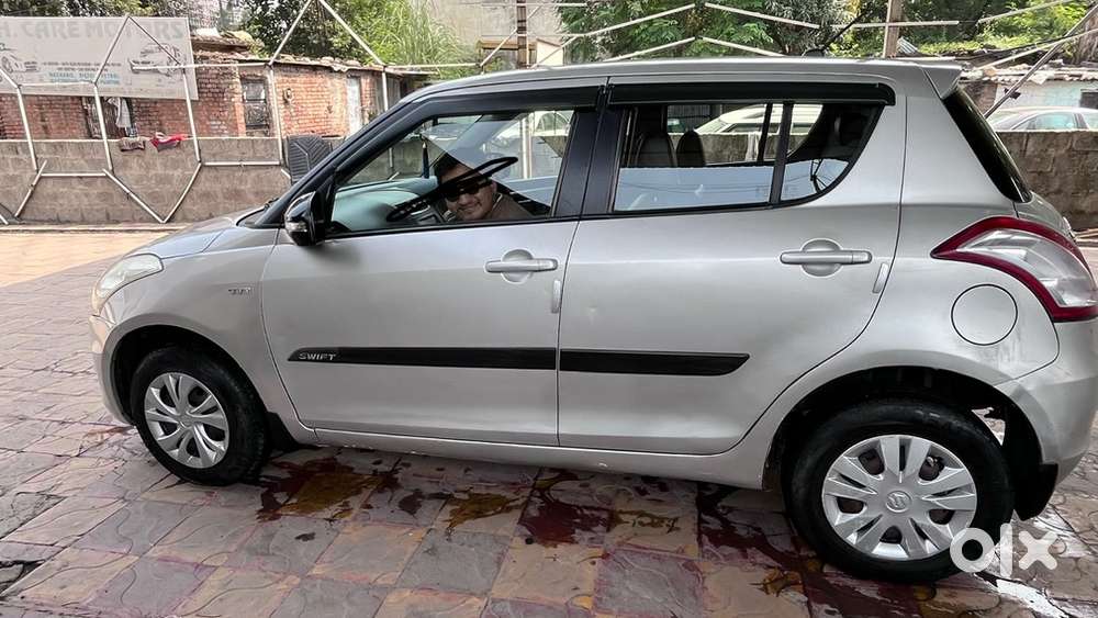 Maruti Swift Vxi 2015