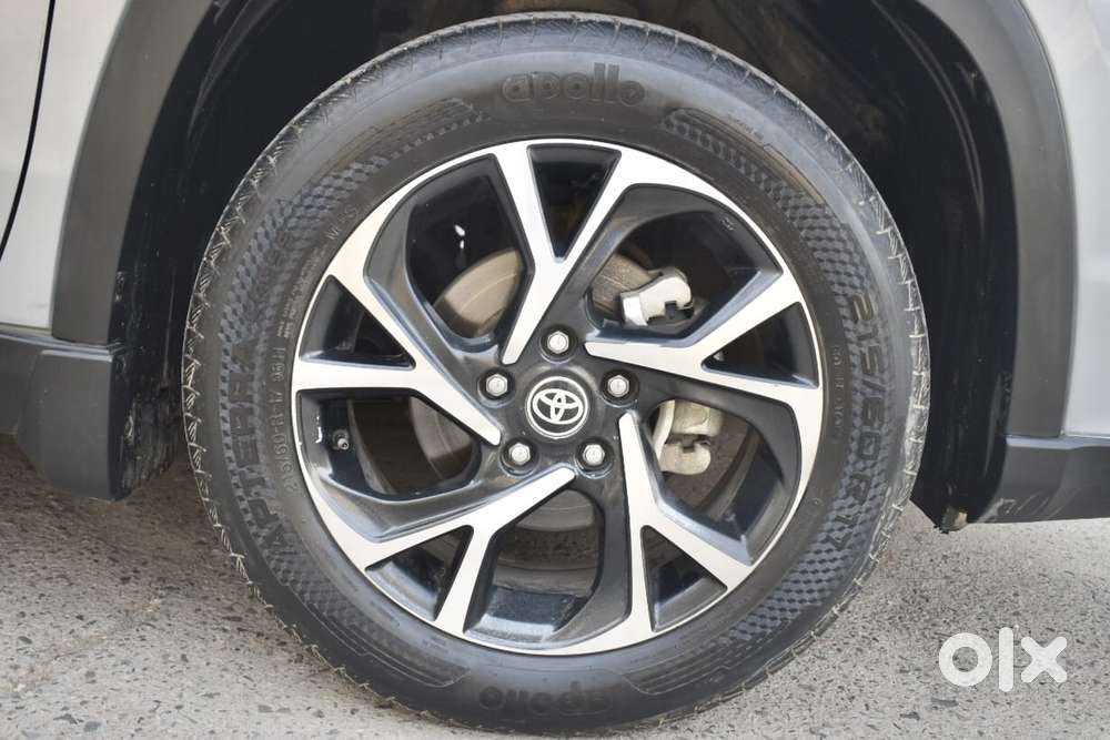 Toyota Urban Cruiser Hyryder 1.5 V Neo Drive At, 2023, Petrol
