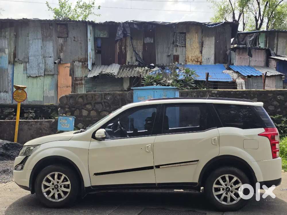 Mahindra Xuv500 W10 2015