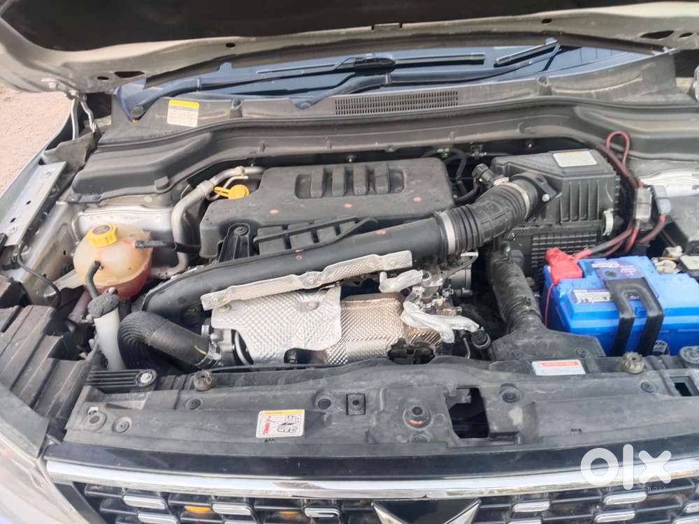 Mahindra Xuv300 W8 Option Diesel, 2023, Diesel