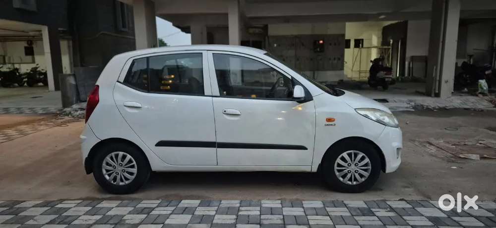 Hyundai I10 Sportz 2013