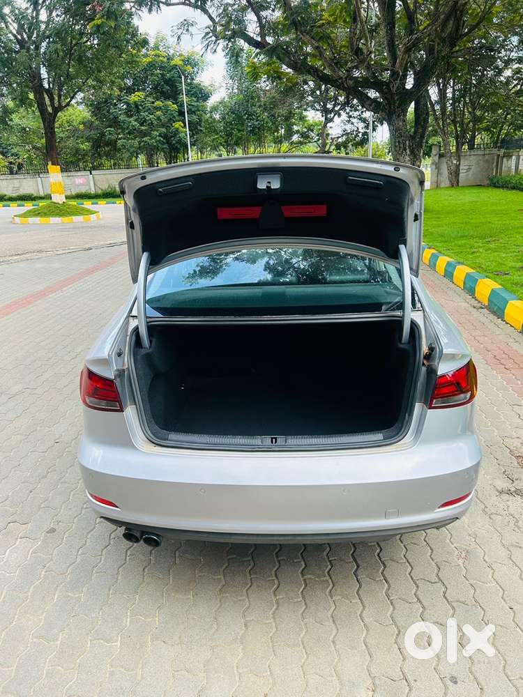 Audi A3 Diesel 2017 Second Owner Done 92000 Kms Silver Colour