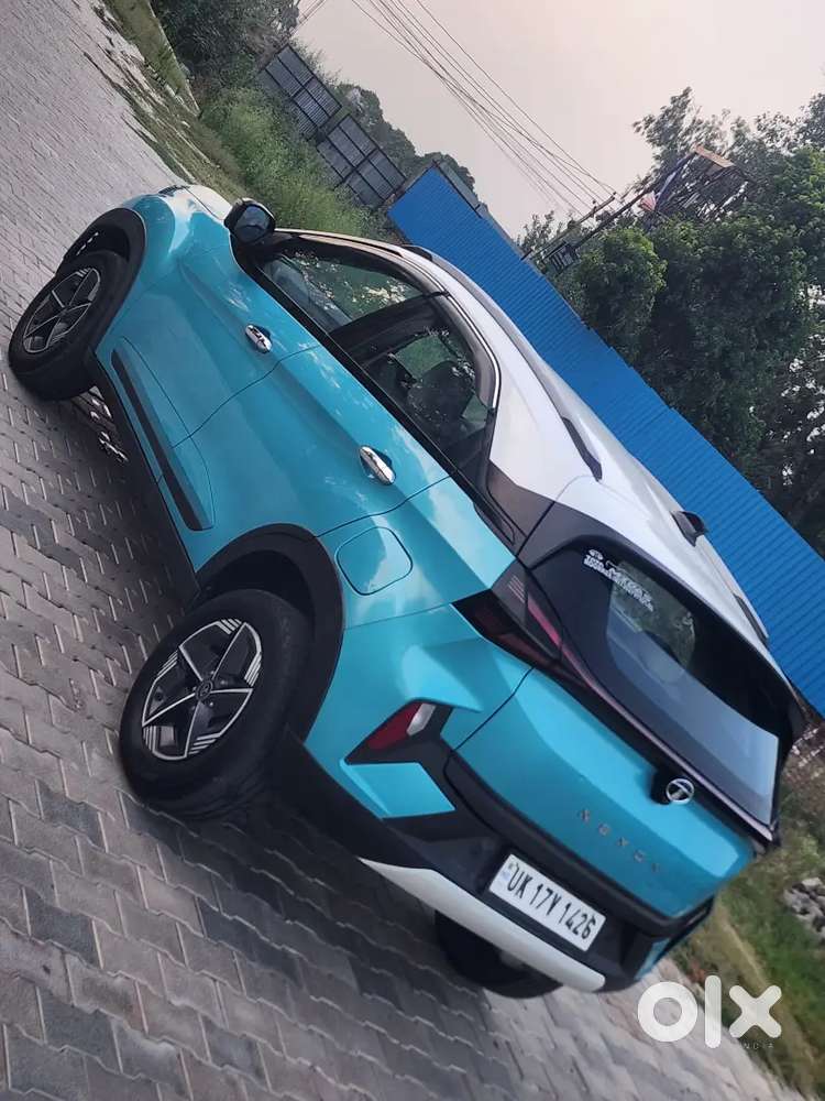 Tata Nexon Crtv+pdca
Automatic 
360 Degree Camera 
1st Owner