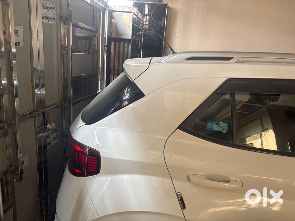 Hyundai Venue 2021 Hybrid