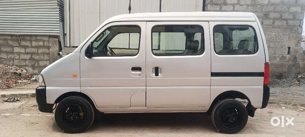 Maruti Suzuki Versa Dx Petrol 2003