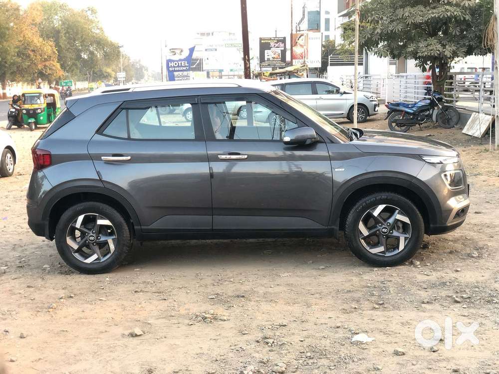 Hyundai Venue Sx Plus Turbo Dct, 2022, Petrol
