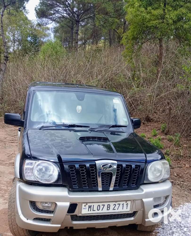 Good Conditions Scorpio Mhawk Engine Black Colour 2013 Urgent Sale