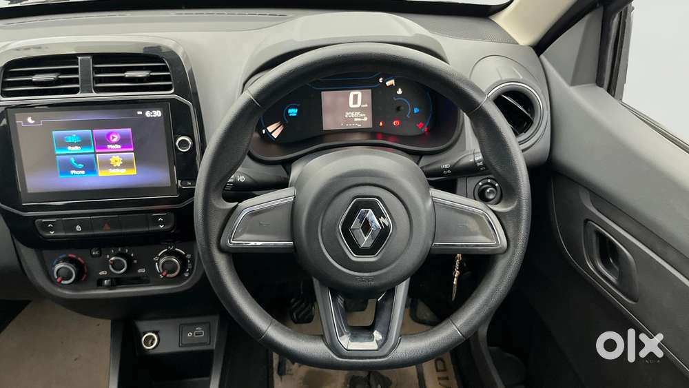 Renault Kwid 1.0 Rxt (o), 2022, Petrol