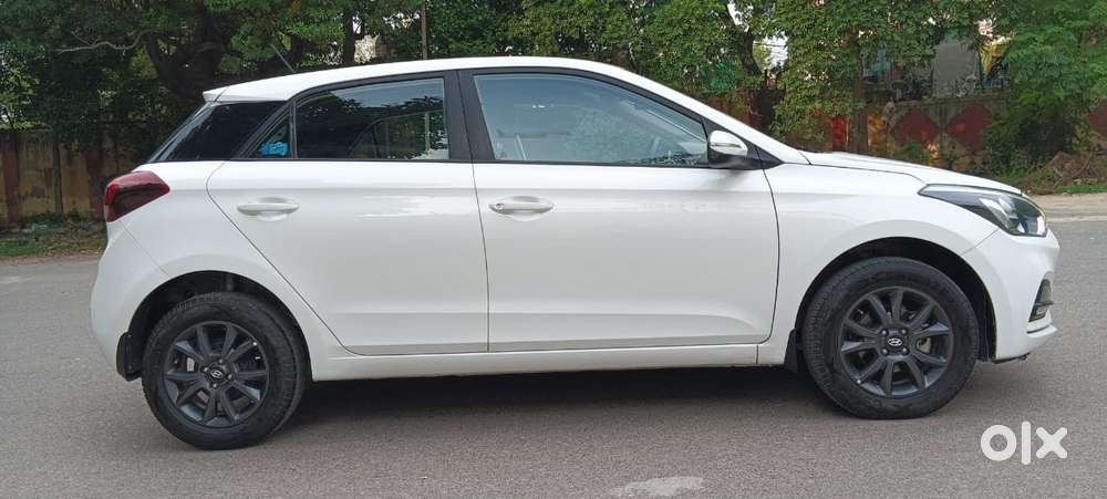 Hyundai I20 Sportz Plus Cvt, 2019, Petrol