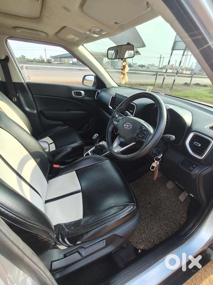 Hyundai Venue Sx Mt, 2020, Petrol
