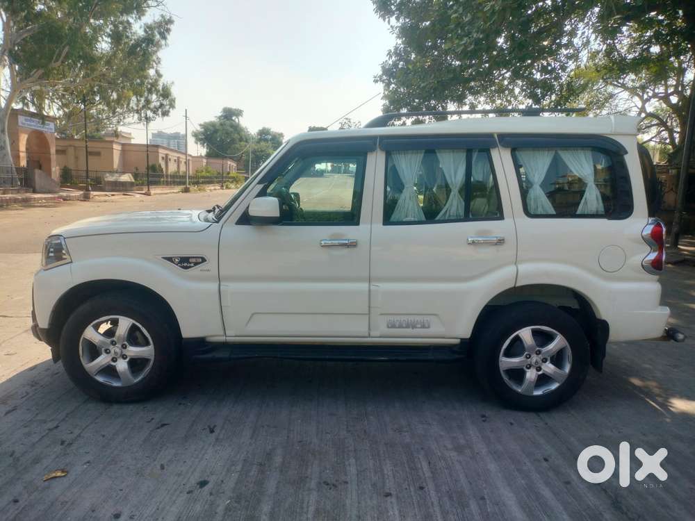 Mahindra Scorpio 2.2 S7 7 Str, 2019, Diesel