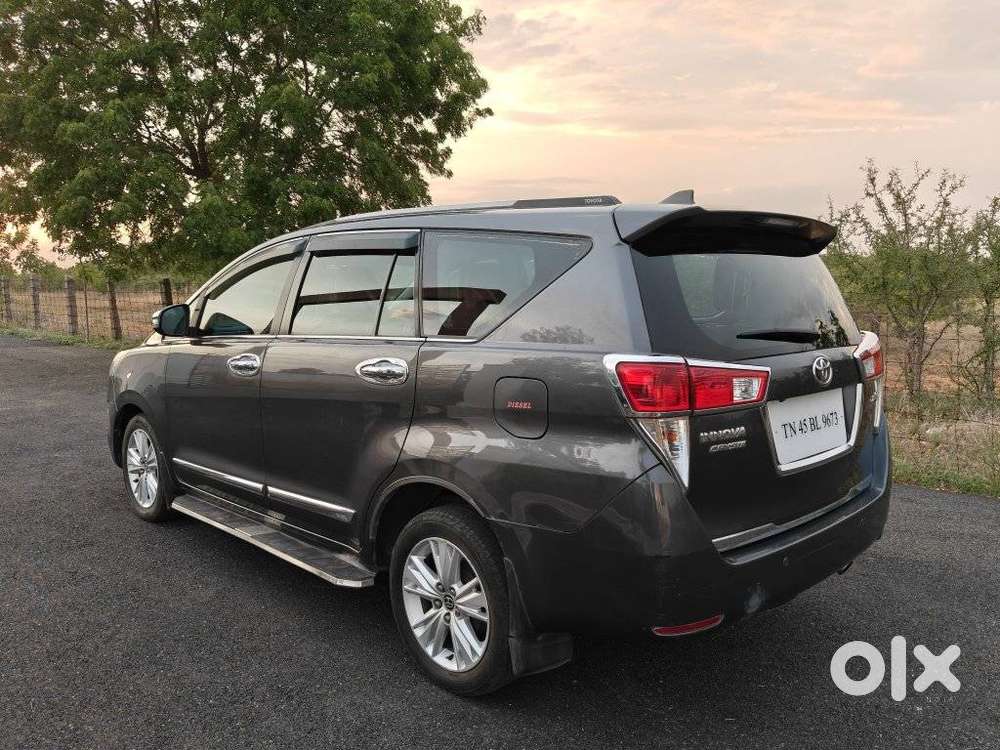 Toyota Innova Crysta 2.8 Zx At 7 Seater, 2017, Diesel