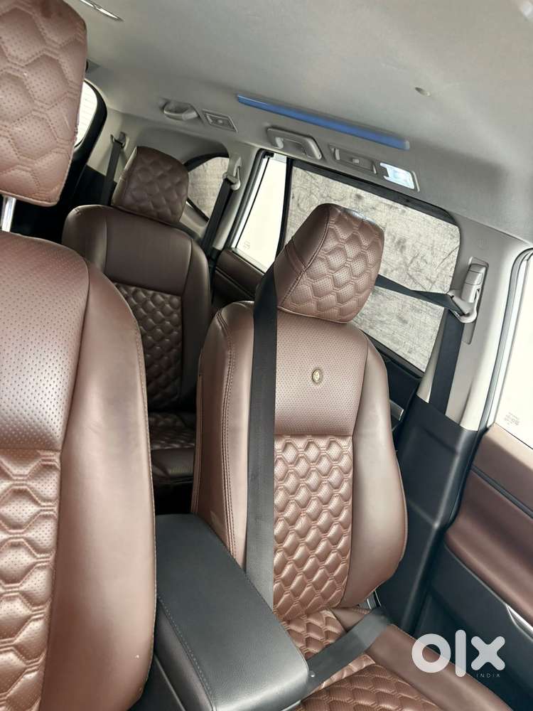 Toyota Innova Hycross 2.0 Vx Hybrid 7 Str, 2025, Petrol