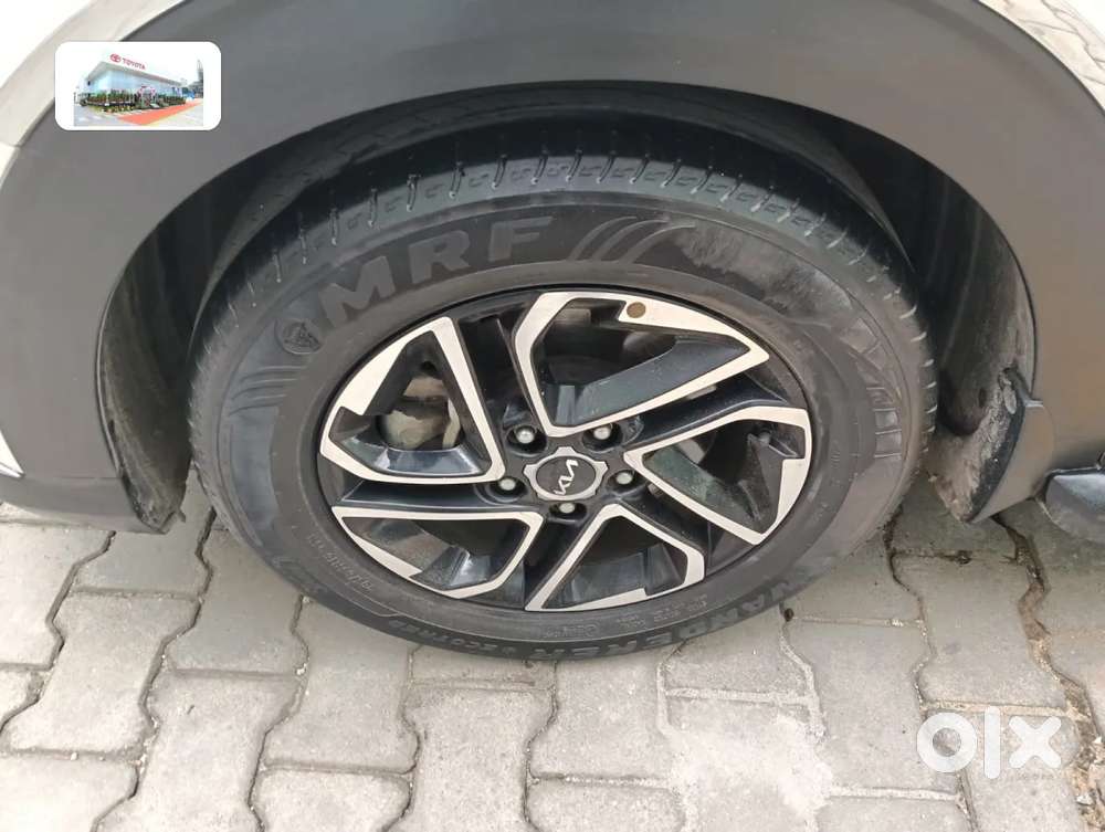 Kia Carens 1.4 Luxury Plus 6 Str, 2022, Petrol