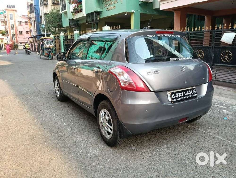 Maruti Suzuki Swift Vxi + Manual, 2015, Petrol