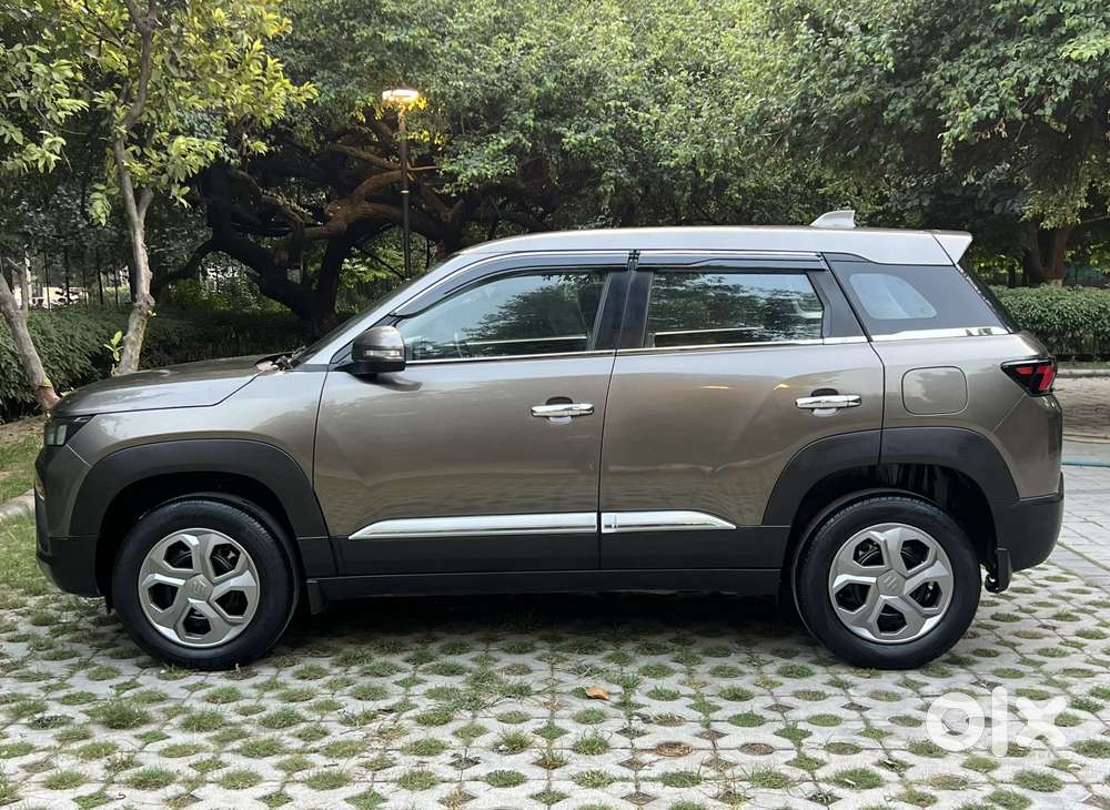 Maruti Suzuki Brezza 1.5 Lxi Smart Hybrid, 2023, Petrol