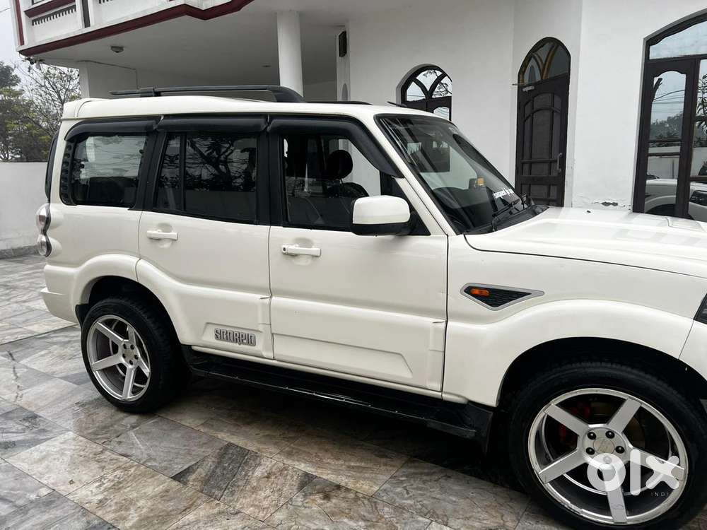 Mahindra Scorpio Diesel Manual 2015
