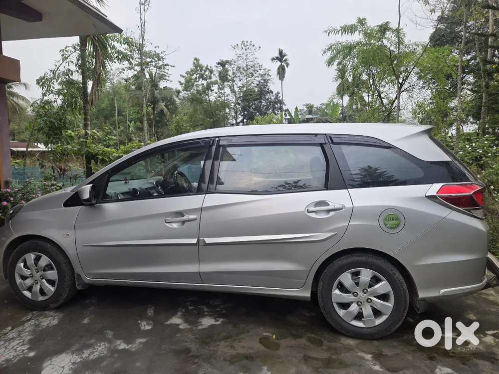 Honda Mobilio 2014 Petrol Well Maintained And Brand New Condition