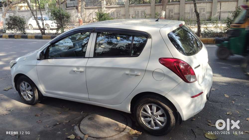 Hyundai I20 Sportz 1.2 Vtvt, 2013, Petrol