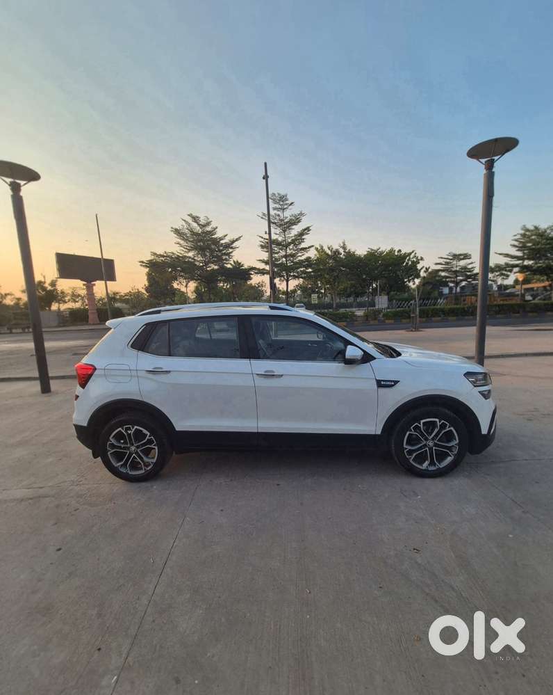 Skoda Kushaq 1.0 Tsi Style At, 2022, Petrol