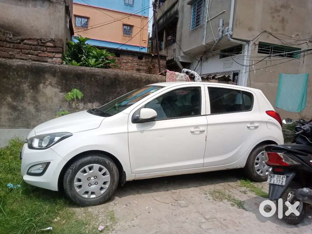 Hyundai I20 2013 Petrol 25439 Km Driven