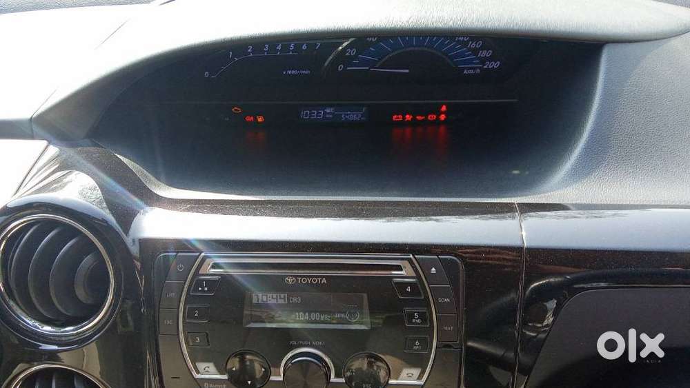 Toyota Etios Liva 1.2 Vx, 2017, Petrol