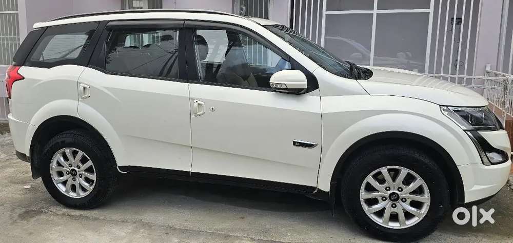 Mahindra Xuv500 W9 With Sunroof