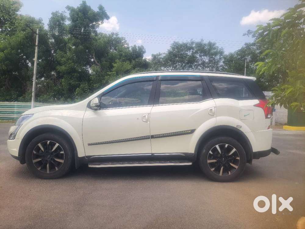 2019-20 Mahinra Xuv500 Automatic Low Kilometers Drive