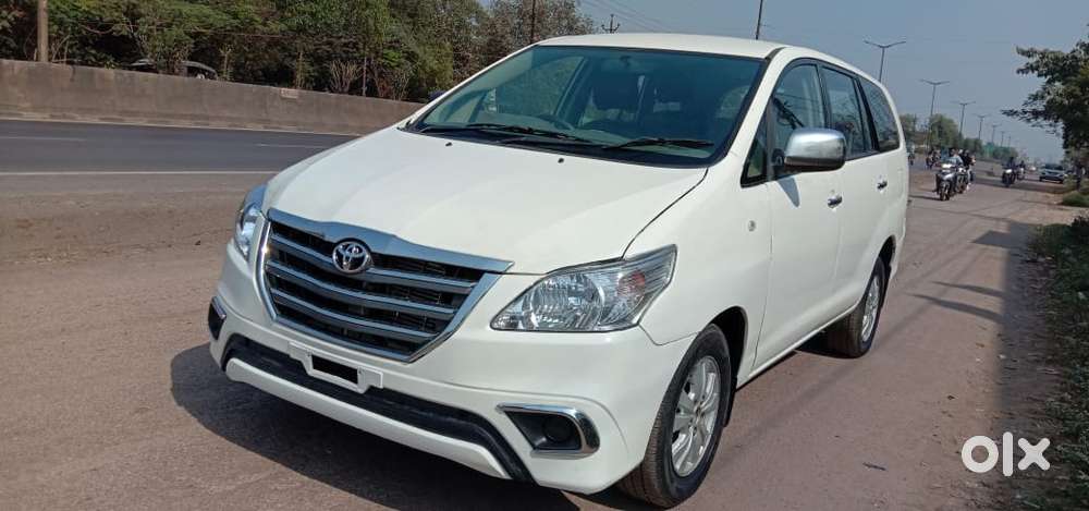 Toyota Innova 2009-2011 2.5 E 8 Str, 2012, Diesel