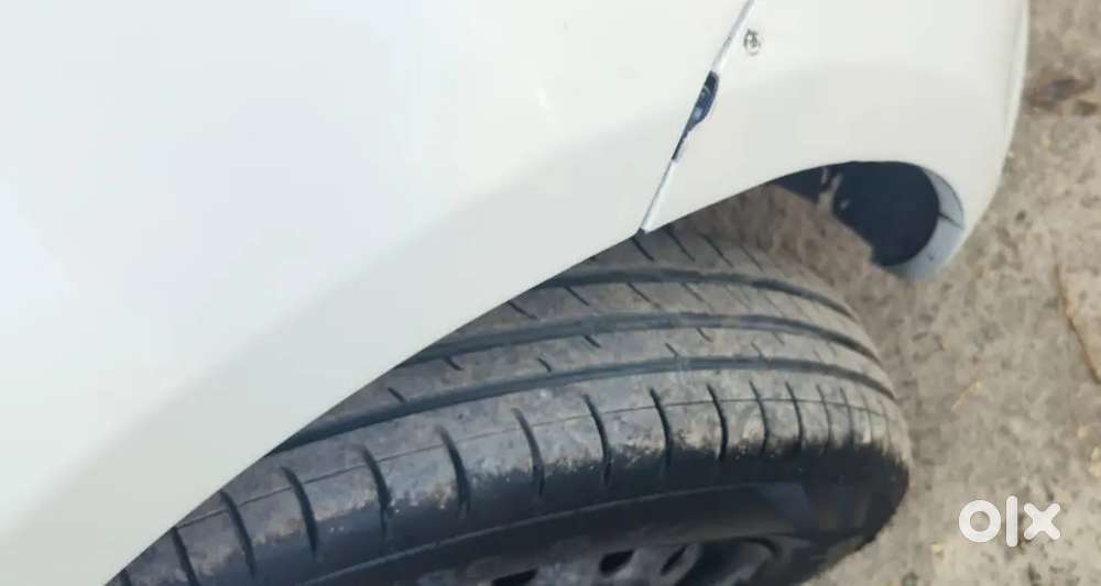 2013 Maruti Suzuki Swift Dzire– White  Good Condition