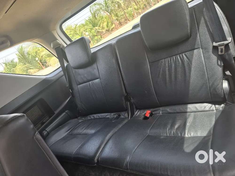 Toyota Fortuner 2015