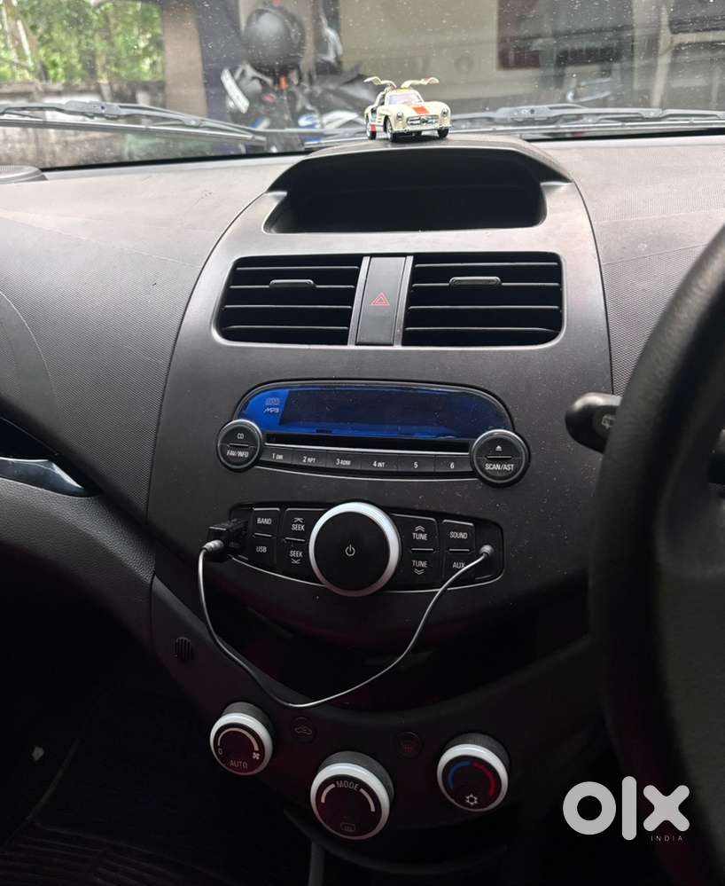 Chevrolet Beat Lt 2011 Petrol